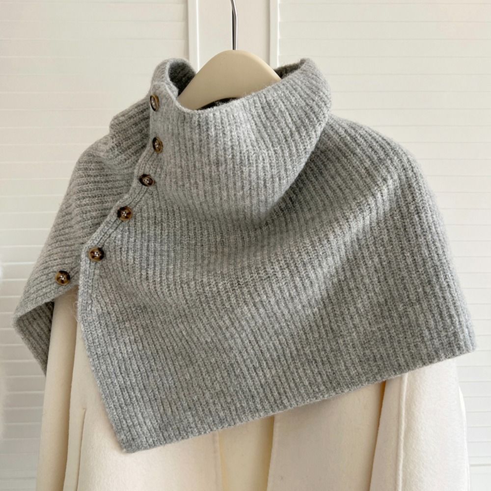 Classic Button Knitted Shawl W - Embellish Knit recension och pris